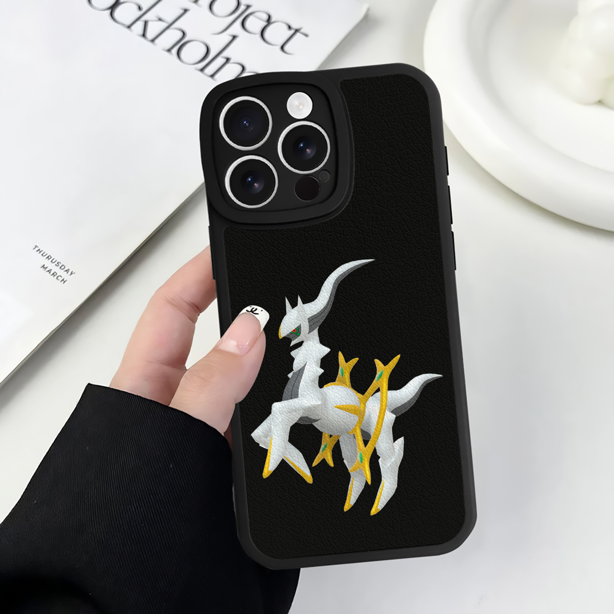 （画像用） ポケットモンスター Pokémon 【iPhone 16シリーズ対応】シリコンスマホケース（レザー調） 材質：シリコン